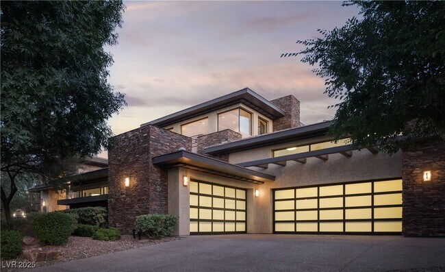 Building Photo - 17 Soaring Bird Ct