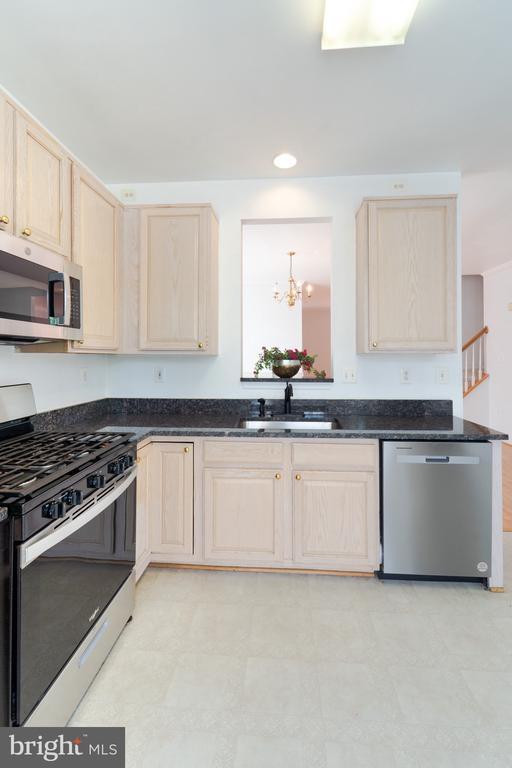 Building Photo - 15154 Brazil Cir