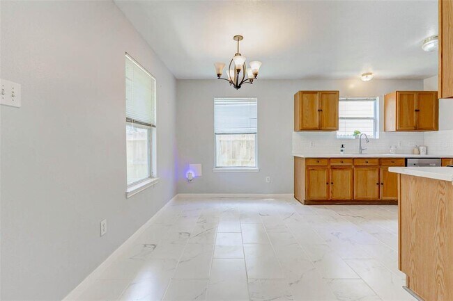 Building Photo - 4722 Windy Cypress Ct