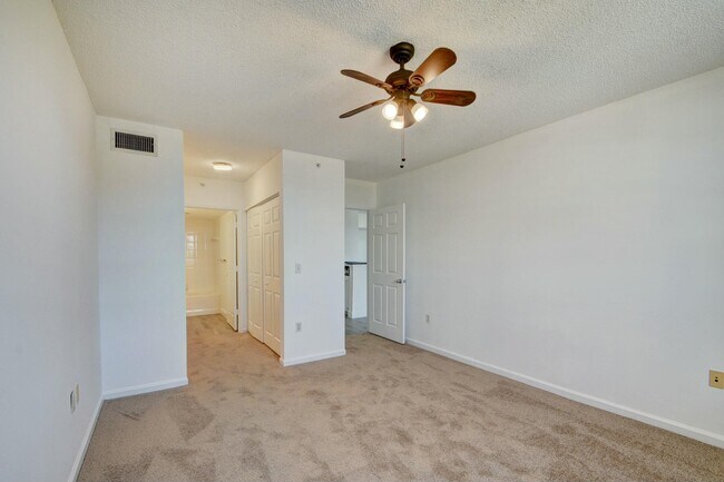 Building Photo - 651 Okeechobee Blvd