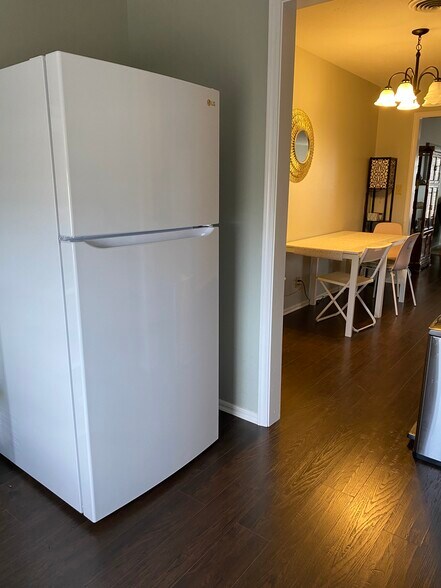 Building Photo - 2314 Indian Dr