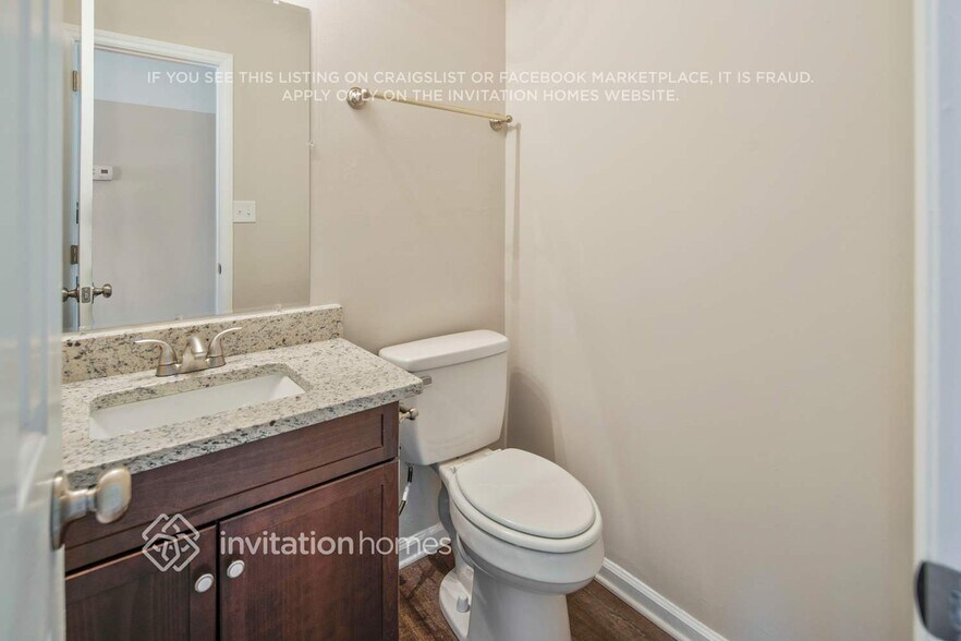 Building Photo - 9403 Fetlock Ct