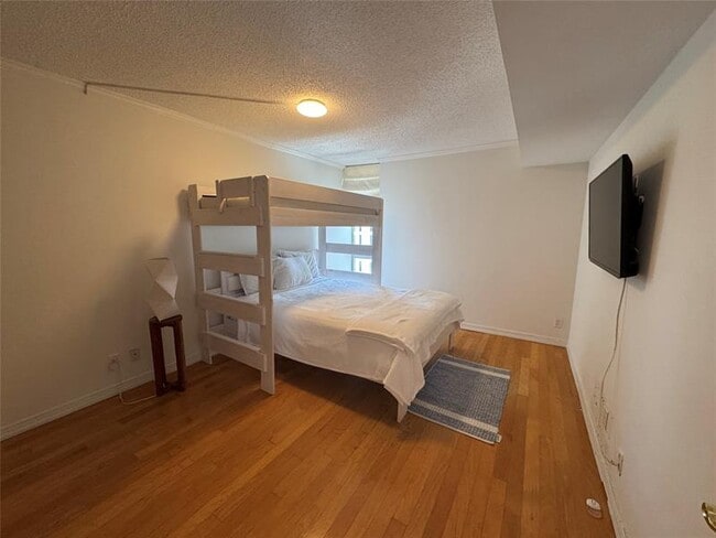 Building Photo - 1010 S Ocean Blvd