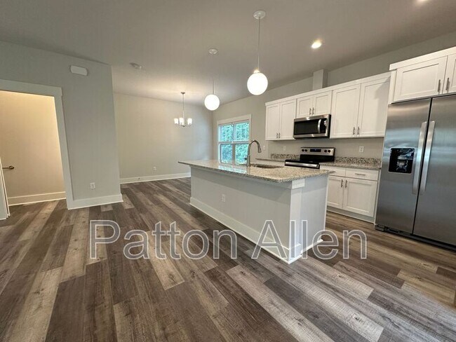 Building Photo - 129 Aurora Dr