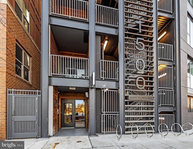 Building Photo - 1500 Harry Thomas Way NE