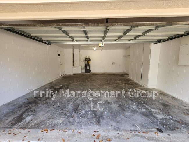 Building Photo - 17531 Brandywine Dr