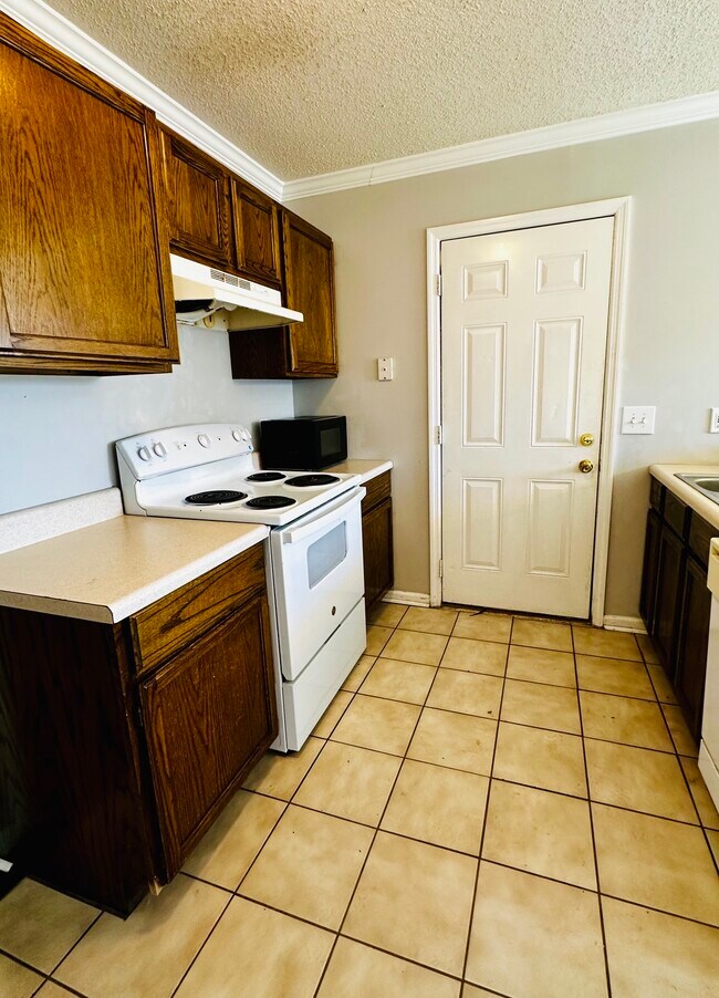 Building Photo - 199 Tanner Point Dr
