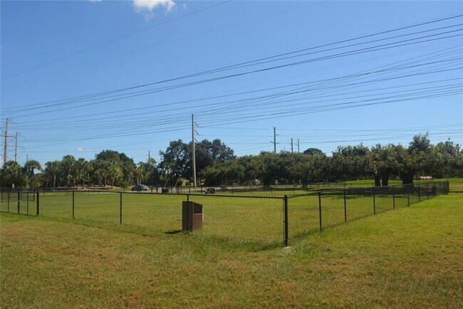 Building Photo - 5131 Willow Links