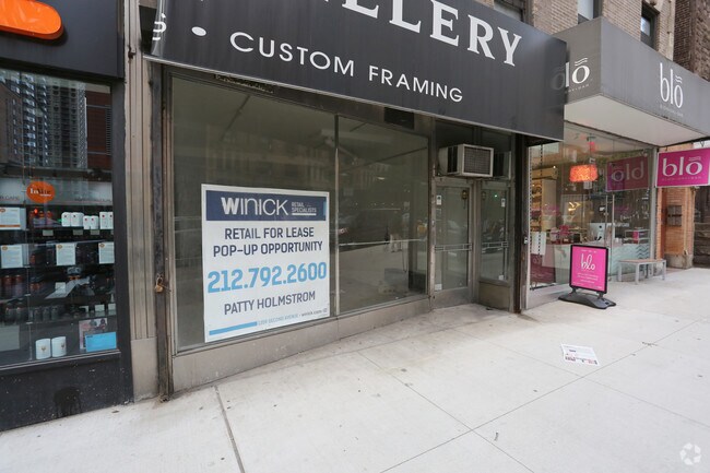 Building Photo - 270 E 72nd St