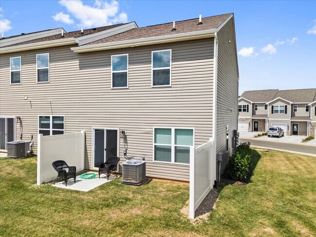 Building Photo - 3416 Tyee Xing Wy