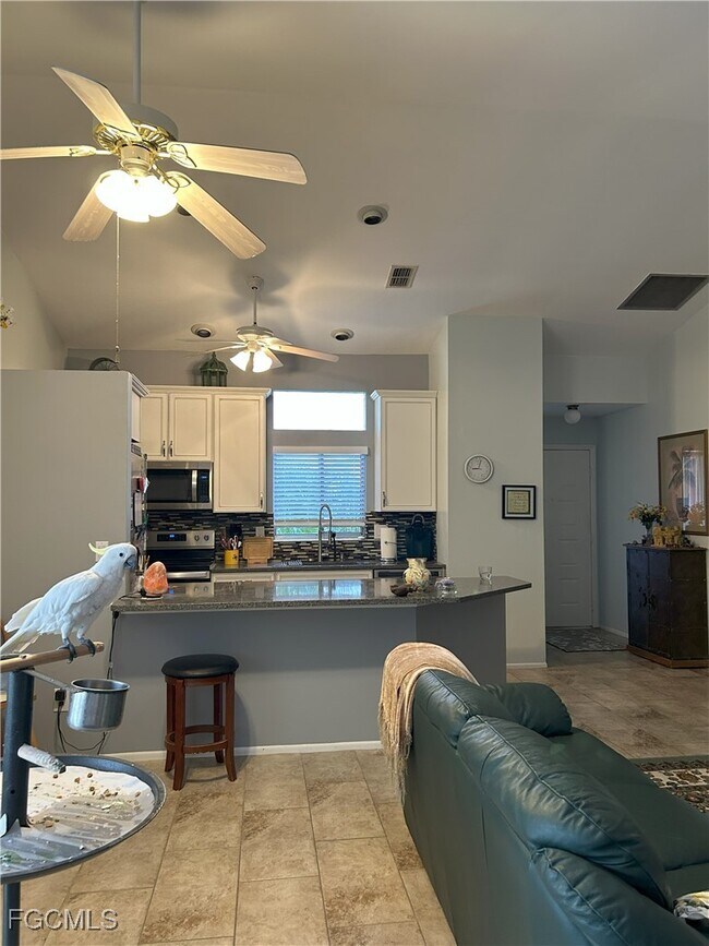 Building Photo - 5560 Longleaf Dr