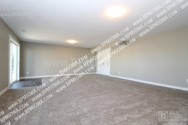 Building Photo - 1821 Southbridge Dr