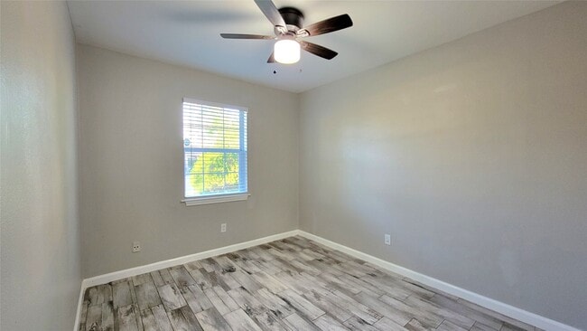 Building Photo - 3819 Heatherbrook Dr