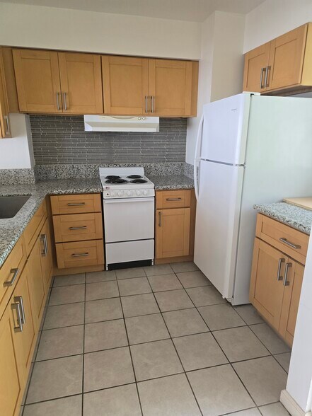 Building Photo - 84-740 Kili Dr