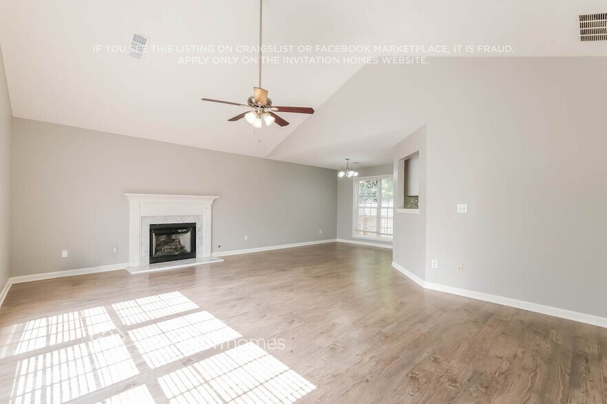Building Photo - 1001 Garden Oak Ct
