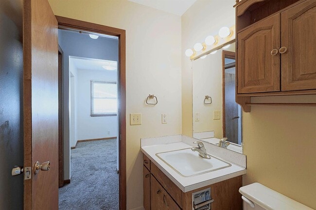 Building Photo - 375 S 44th St