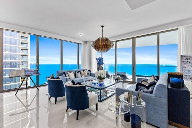 Building Photo - 17901 Collins Ave