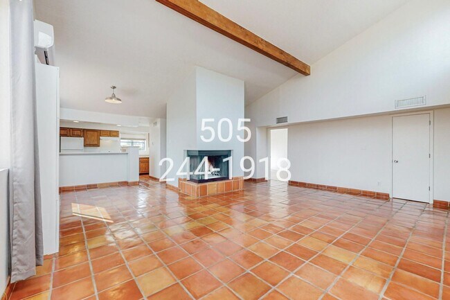 Building Photo - 876 Tramway Ln Ct NE