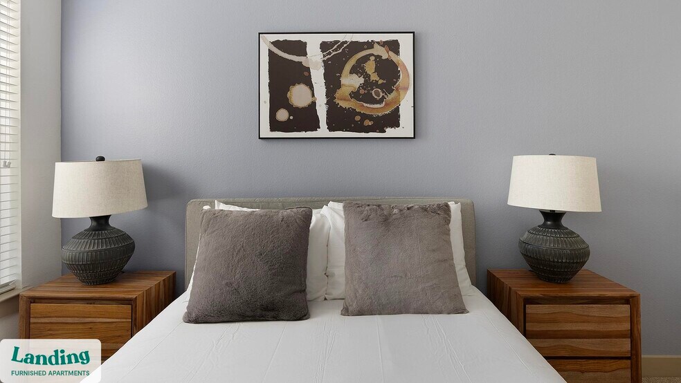 Building Photo - 5005 Galleria Dr