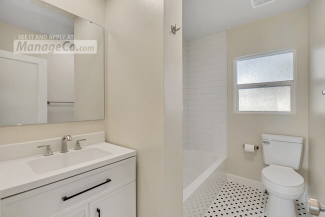 Building Photo - Freshly Renovated Clearfield Rambler | Move-In Ready