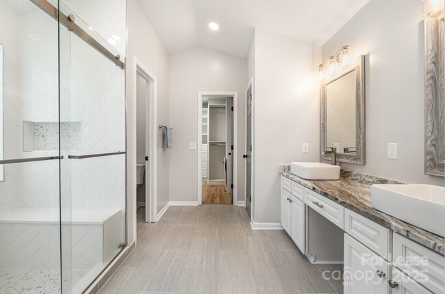 Building Photo - 111 Monterey Dr