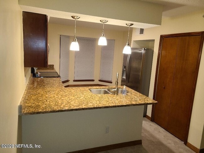 Building Photo - 5673 Bennington Dr