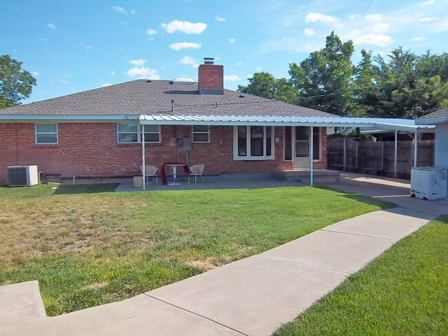 Building Photo - 5405 George Terrace