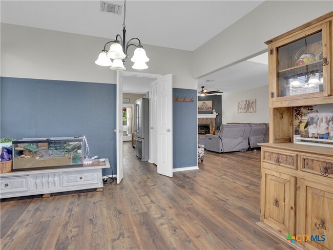 Building Photo - 1775 Jasons N Ct