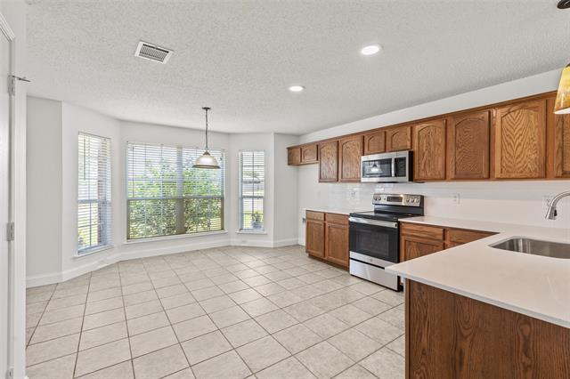 Building Photo - 7301 Travelers Crossing