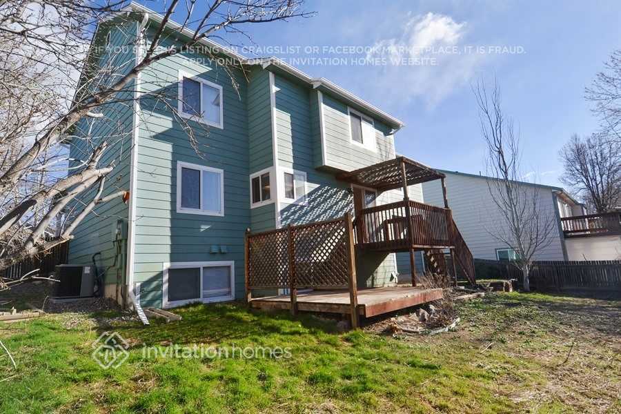 Building Photo - 5822 W 114th Pl