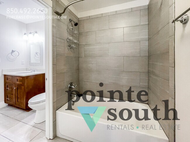 Building Photo - 3300 S Sugartree St