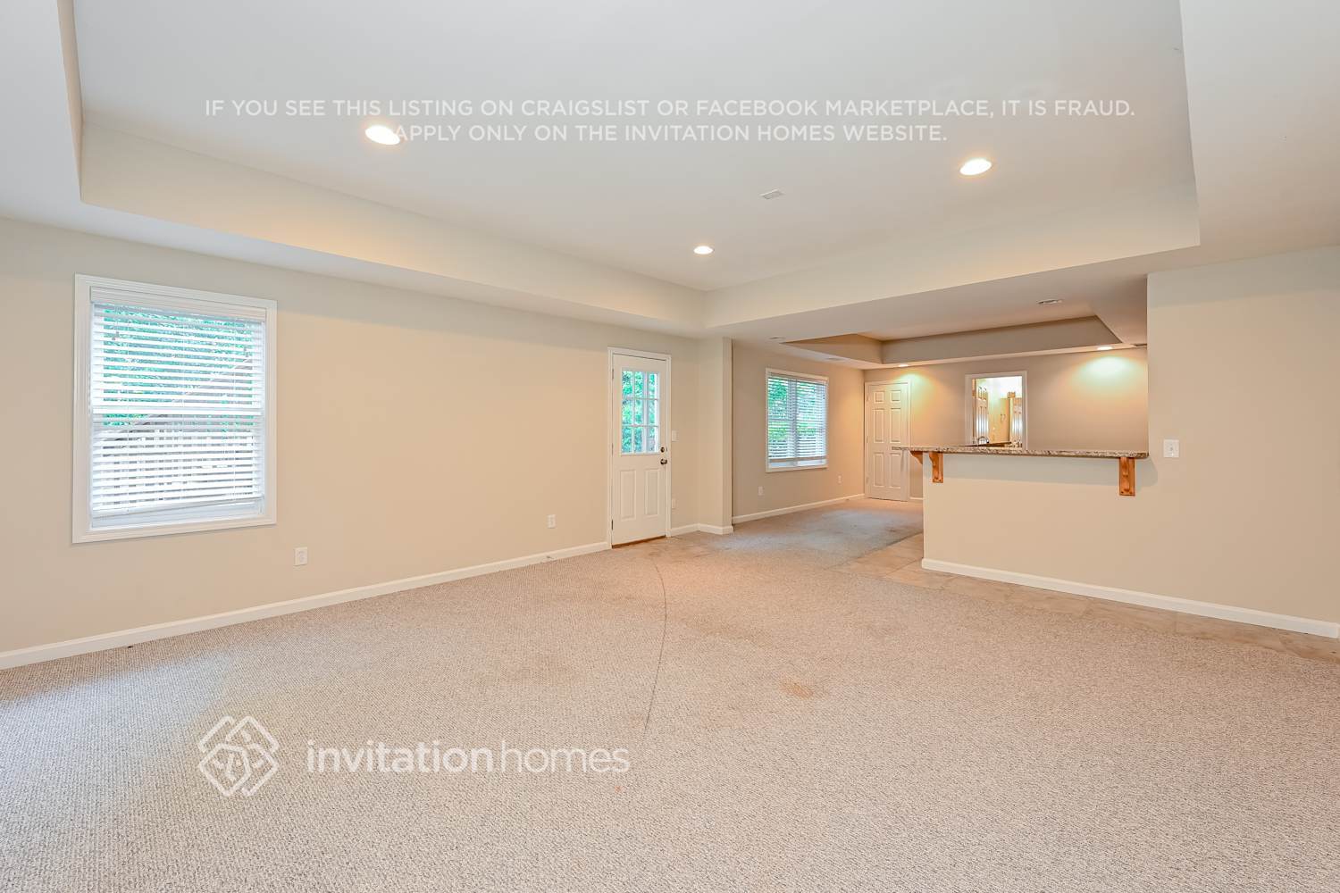 Building Photo - 913 Daylight Cir