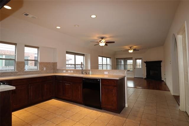 Building Photo - 3014 Pinecrest Dr