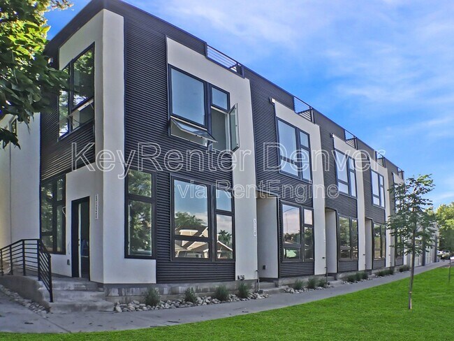Building Photo - 3118 Gilpin St