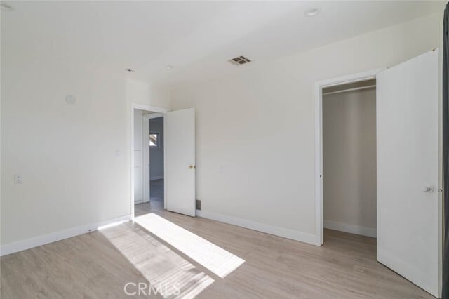 Building Photo - 630 E Cedar Ave