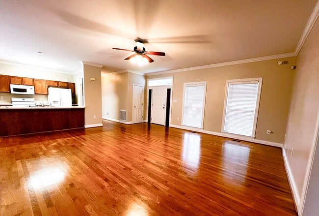 Building Photo - Pfafftown 3 Bedroom, 2 Bathroom Rare Gem i...