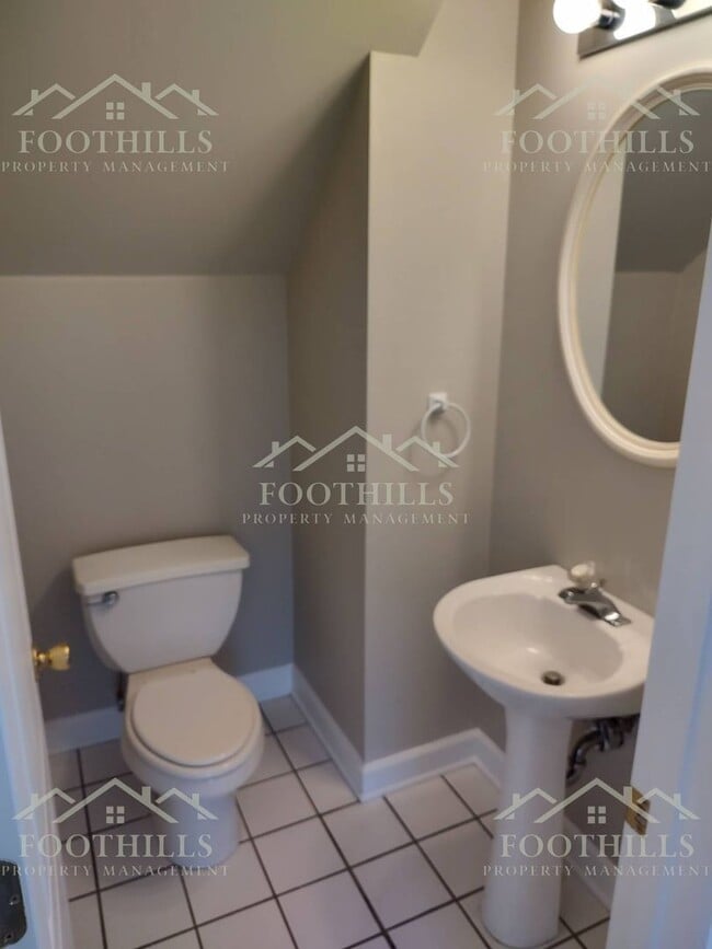 Building Photo - 901 Autumn Oaks