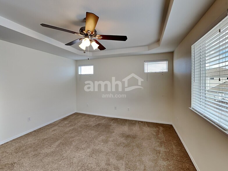 Building Photo - 1639 182nd St E