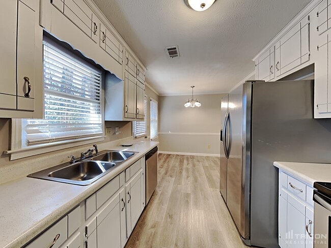 Building Photo - 4107 Sweet Water Ln
