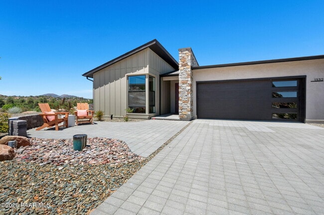 Building Photo - 1332 Rockwood Dr