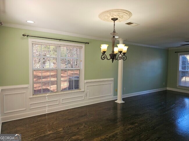 Building Photo - 185 Rock Hill Dr