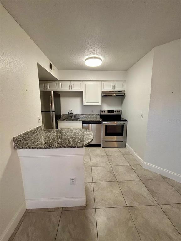 Building Photo - 2206 Antigua Pl