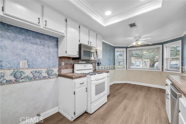 Building Photo - 3901 San Lorenzo River Rd