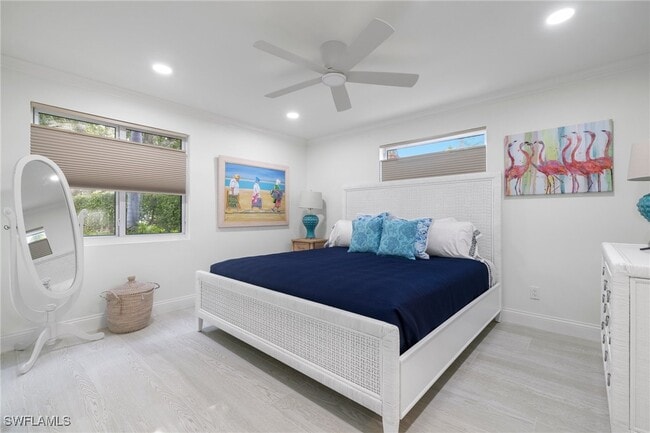 Building Photo - 960 7th St S