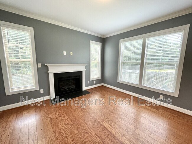 Building Photo - 4033 Hunting Path Dr
