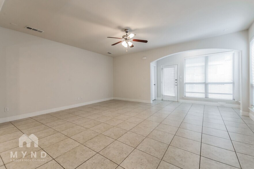 Building Photo - 3301 Damsel Sauvage Ln