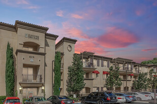 Building Photo - Glendora Park Place Apartments