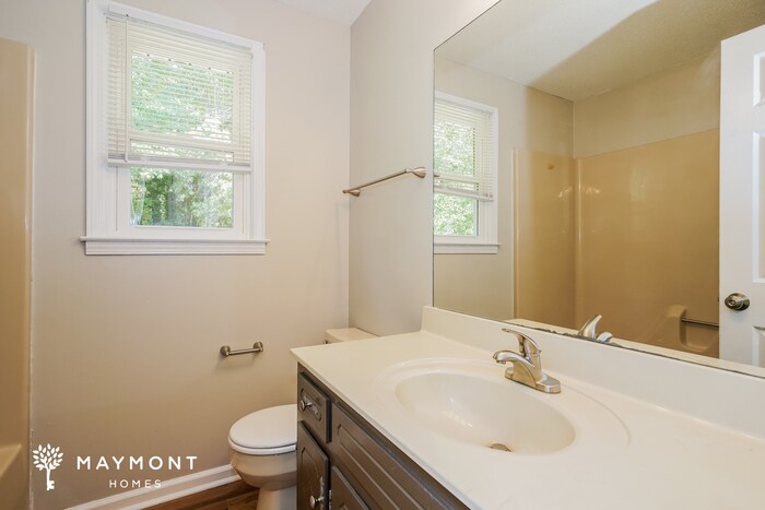 Building Photo - 543 Donna Dr