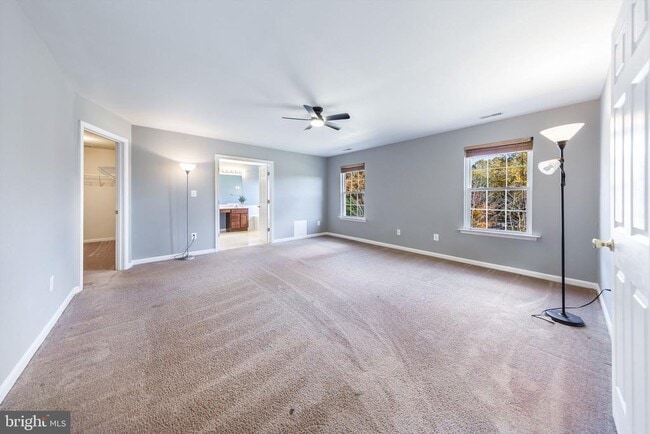 Building Photo - 9402 Pep Rally Ln