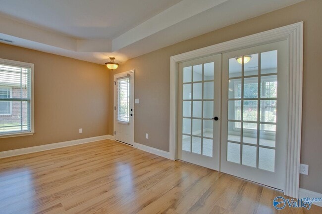 Building Photo - 5010 Montauk Trail SE